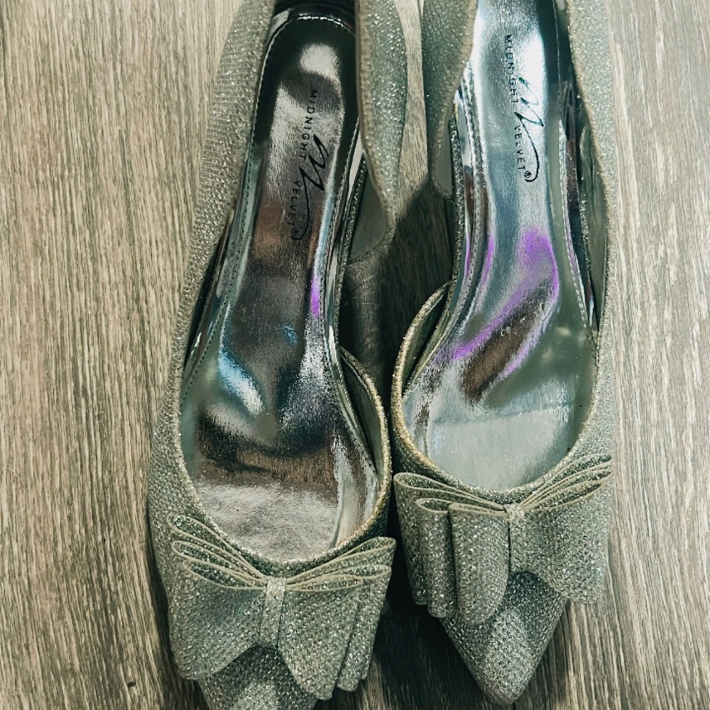 Silver Bow Shoe